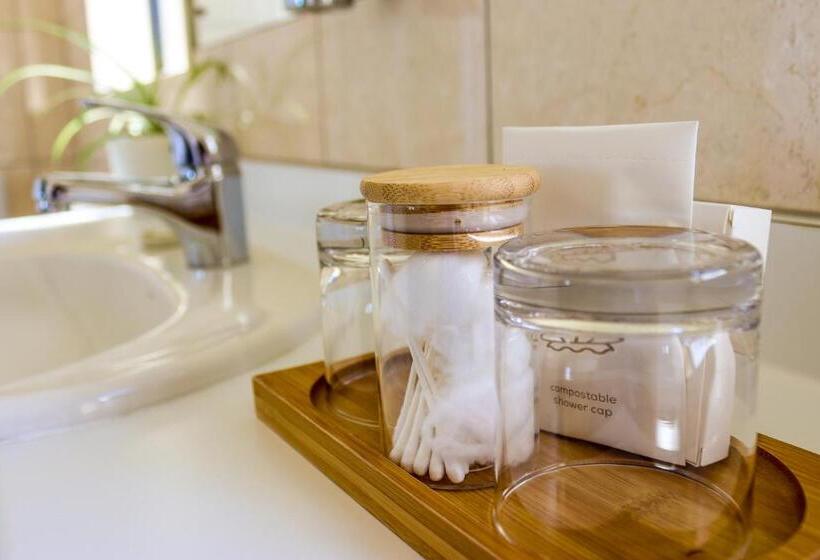 מוטל Coleraine Suites & Apartments