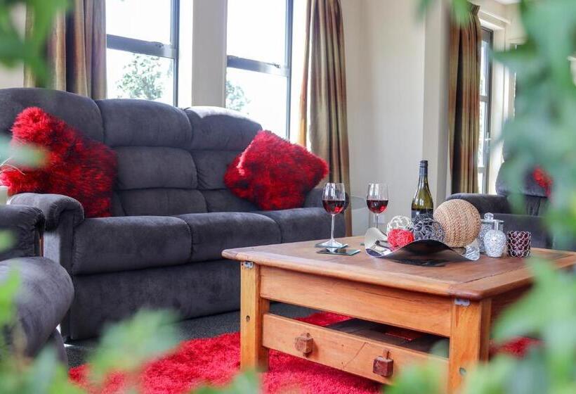 モーテル Coleraine Suites & Apartments