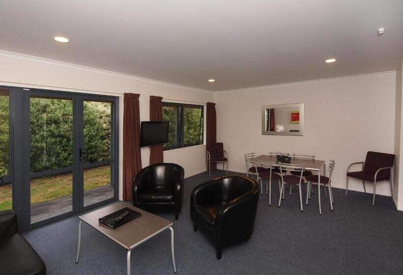 מוטל Asure Oak Estate Motor Lodge