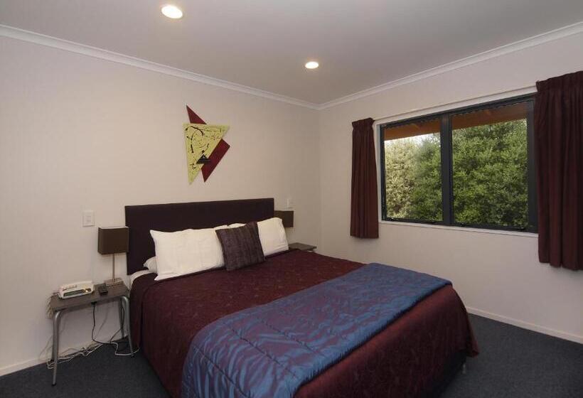 מוטל Asure Oak Estate Motor Lodge