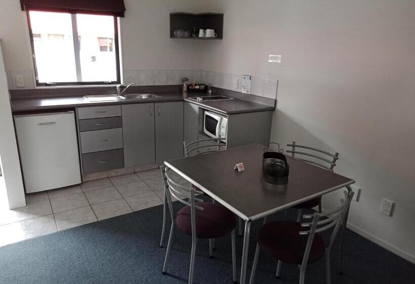 מוטל Asure Oak Estate Motor Lodge