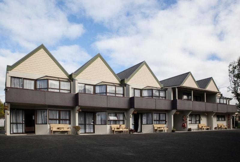 모텔 Pembrooke Motor Lodge