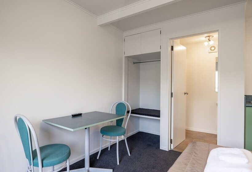 مُتل Tasman Holiday Parks Picton