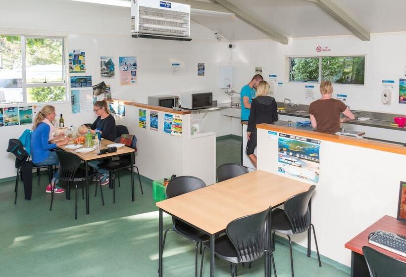 مُتل Tasman Holiday Parks Picton