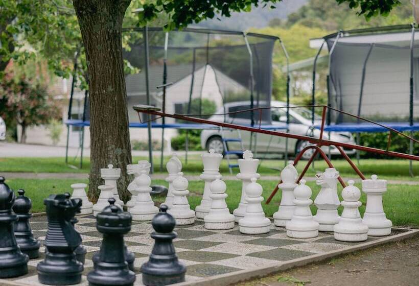 مُتل Tasman Holiday Parks Picton