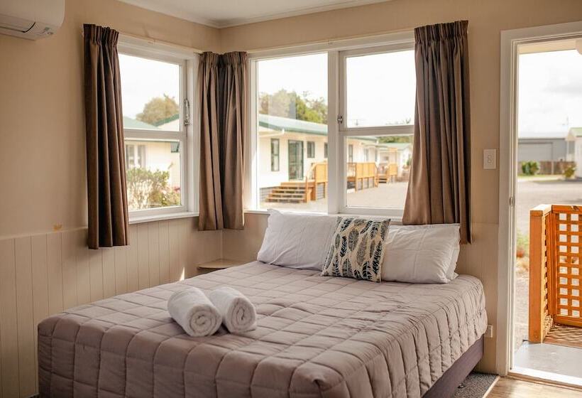 汽车旅馆 Taupo Top 10 Holiday Park