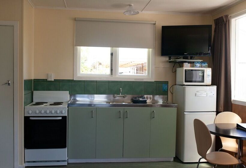 汽车旅馆 Taupo Top 10 Holiday Park