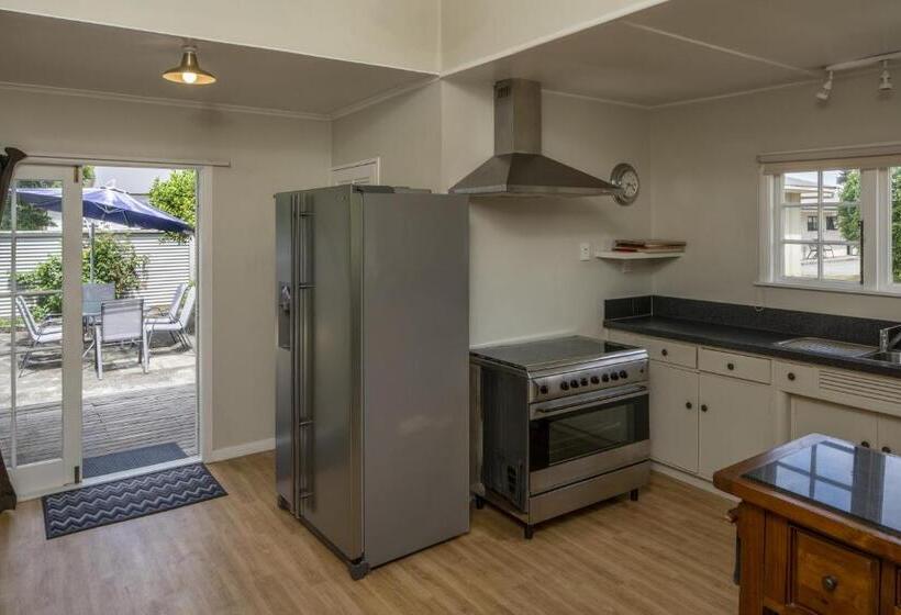 汽车旅馆 U Studios Masterton