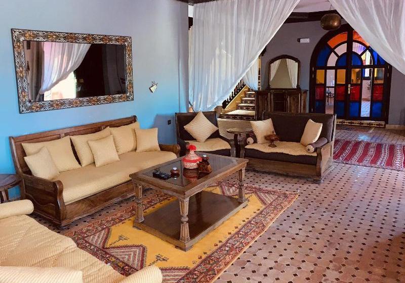 بنسيون Dar Biona