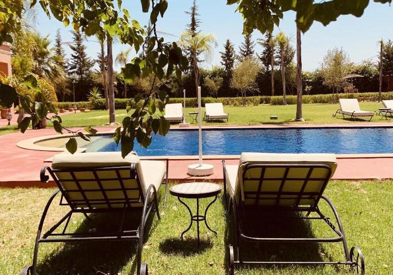 بنسيون Dar Biona