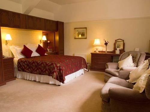 펜션 Dolserau Hall