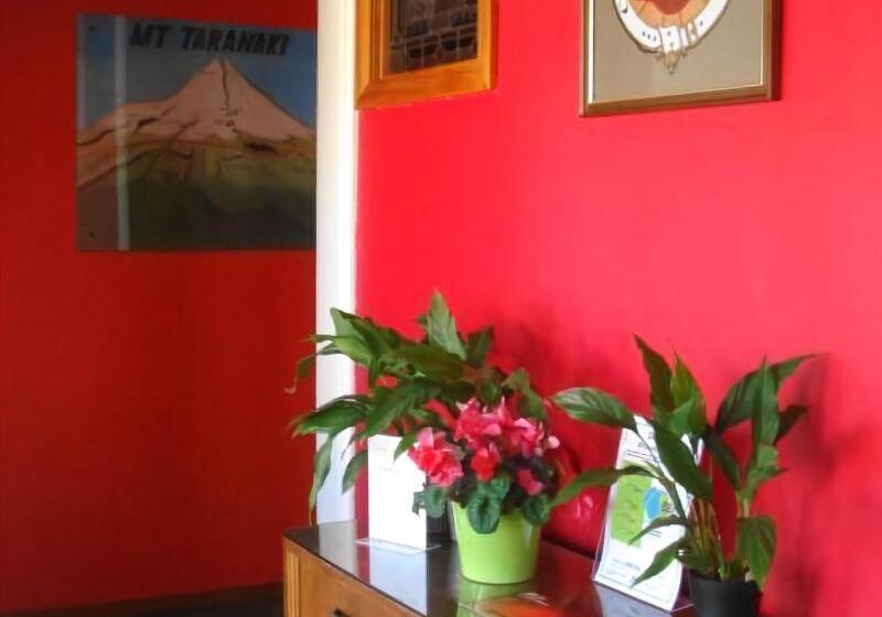 پانسیون Ducks & Drakes Boutique Motel & Backpackers