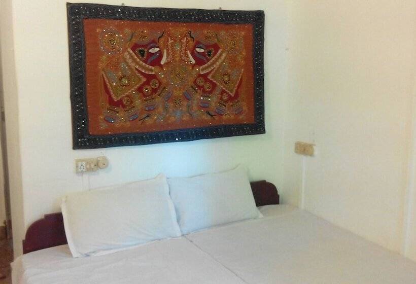 פנסיון Goa Velha Guest House