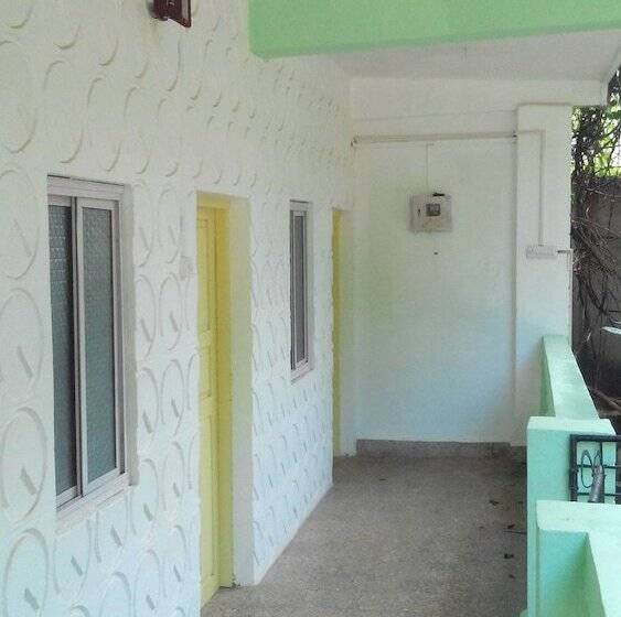 פנסיון Goa Velha Guest House