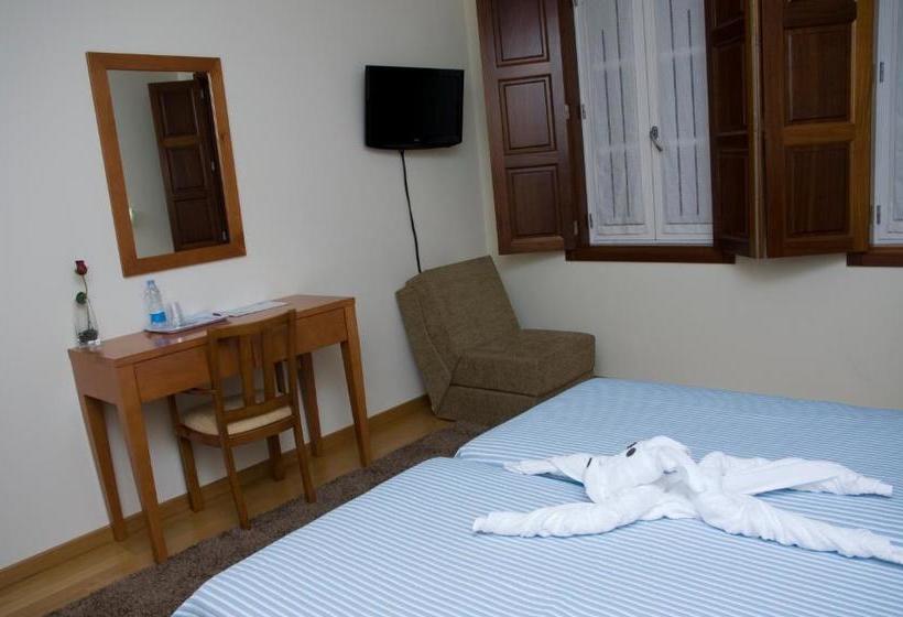 펜션 Guesthouse Muralhas Do Mino