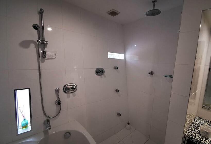 פנסיון Hakarimata Lodge   Riverside Sanctuary