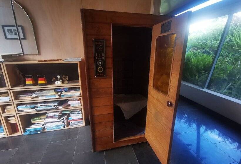 פנסיון Hakarimata Lodge   Riverside Sanctuary