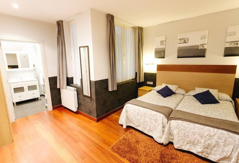 پانسیون Hostal San Sebastian Centro