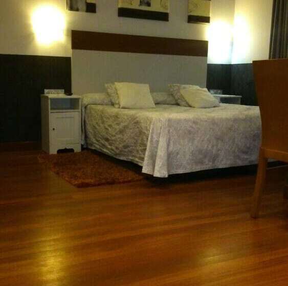 پانسیون Hostal San Sebastian Centro