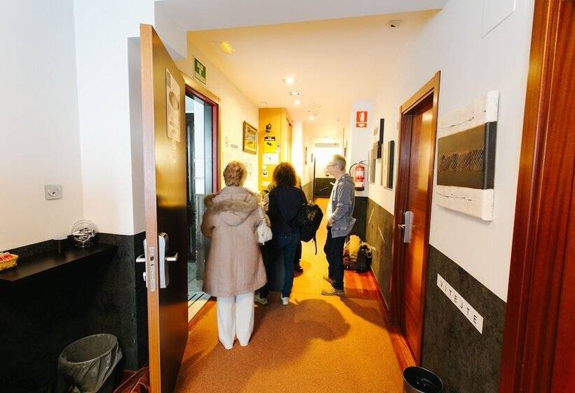 ペンション Hostal San Sebastian Centro