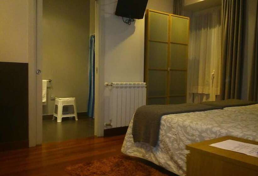 پانسیون Hostal San Sebastian Centro