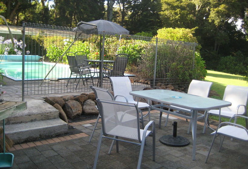 پانسیون Keriwin House