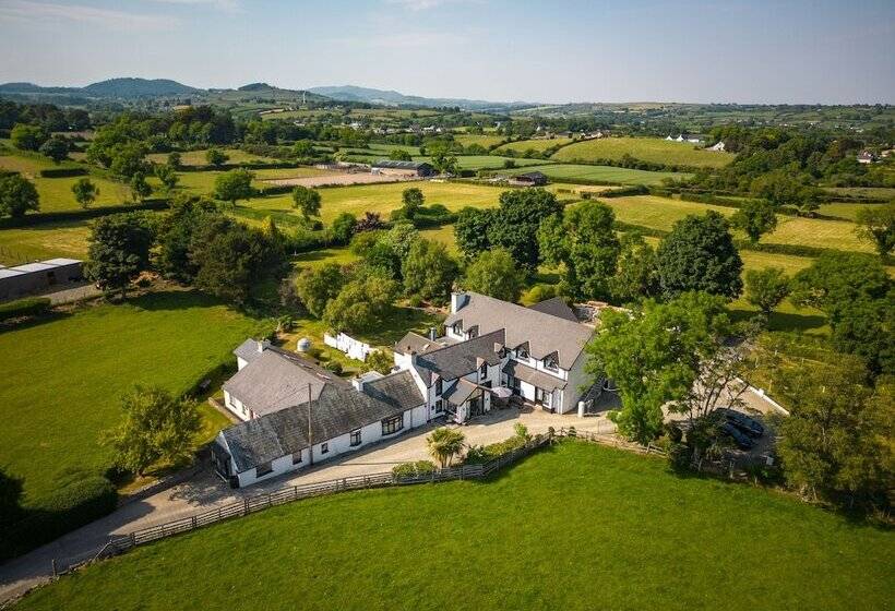 פנסיון The Briers Country House