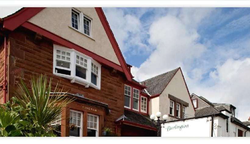 بنسيون The Burlington Guest House & Restaurant