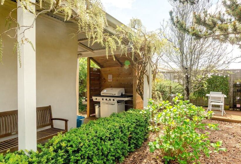 بنسيون Woodstock Suite