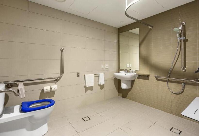 Quest Woolloongabba