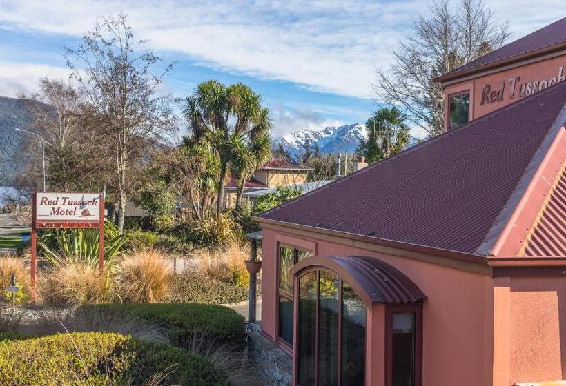Red Tussock Motel