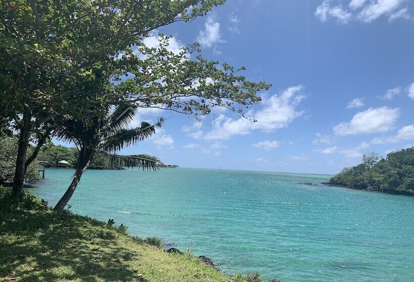 استراحتگاه Lusia's Lagoon Chalets