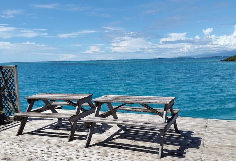 אתר נופש Lusia's Lagoon Chalets