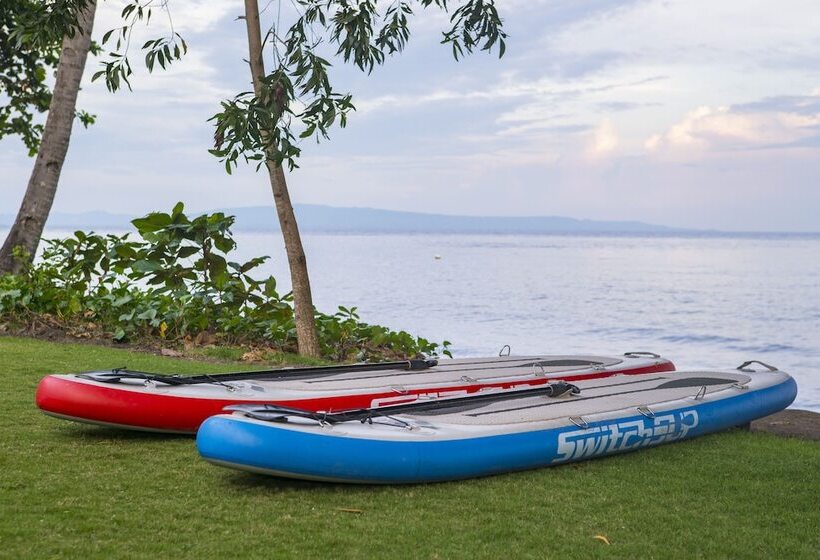 استراحتگاه Salaya Beach Houses