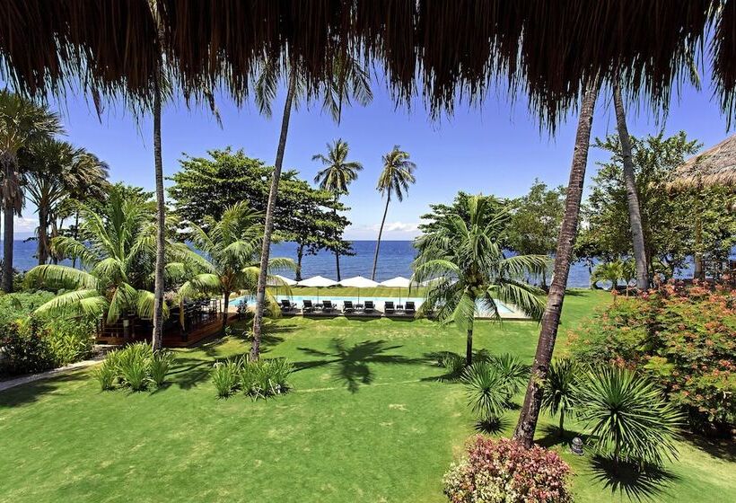 استراحتگاه Salaya Beach Houses