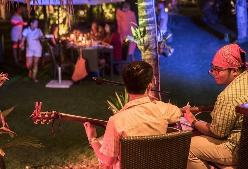 渡假胜地  Salaya Beach Houses