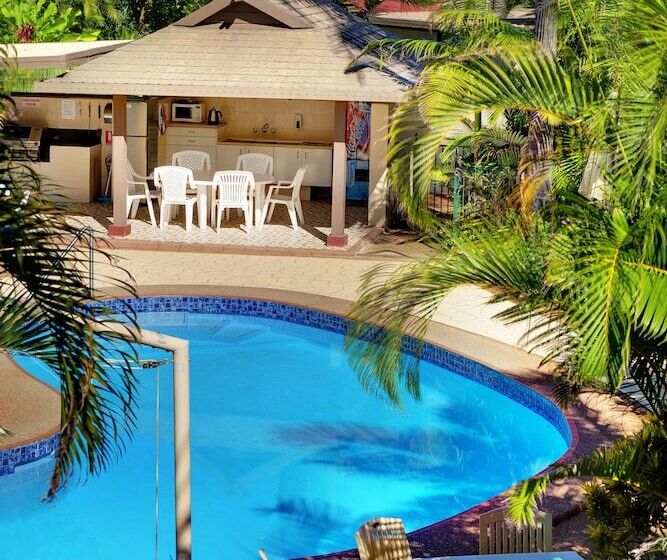 Smugglers On The Beach