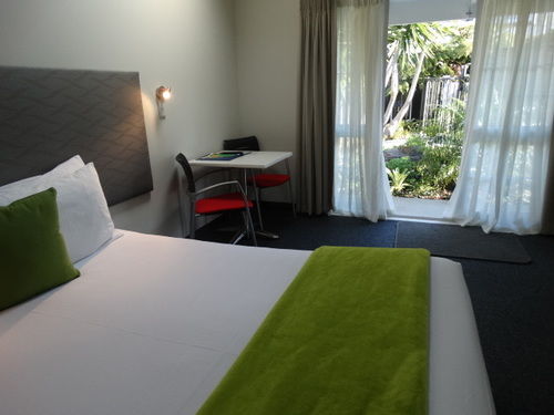 Southpacific Motel And Conference Centre