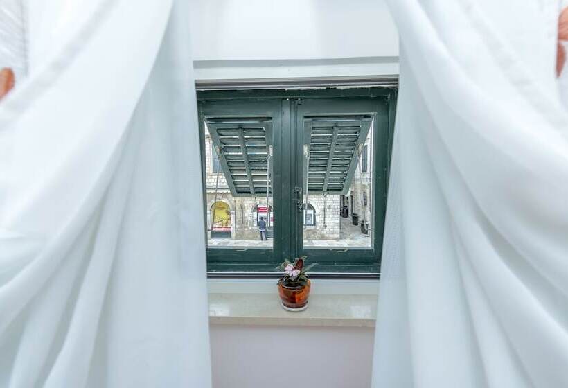 Studio Apartments Stradun