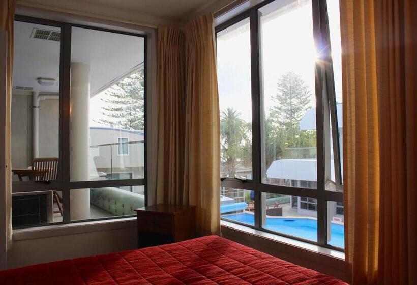 The Anchorage Apartments