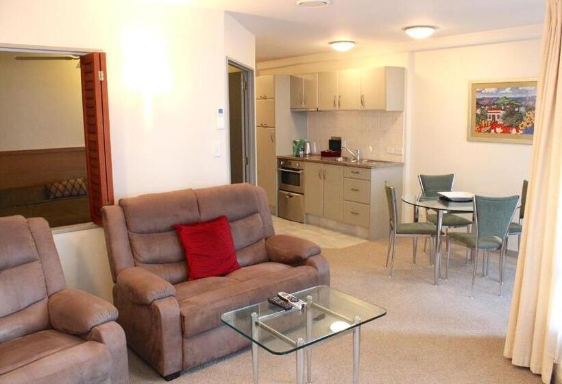 The Anchorage Apartments