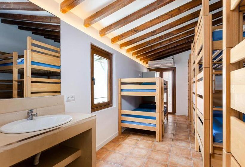Urban Hostel Palma Albergue Juvenil Youth Hostel