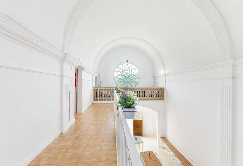 Urban Hostel Palma Albergue Juvenil Youth Hostel