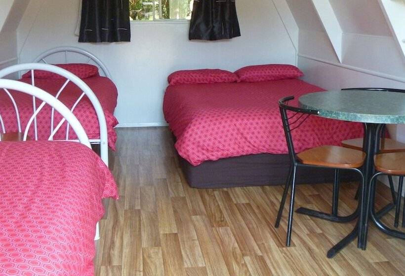 Westport Kiwi Holiday Park & Motels