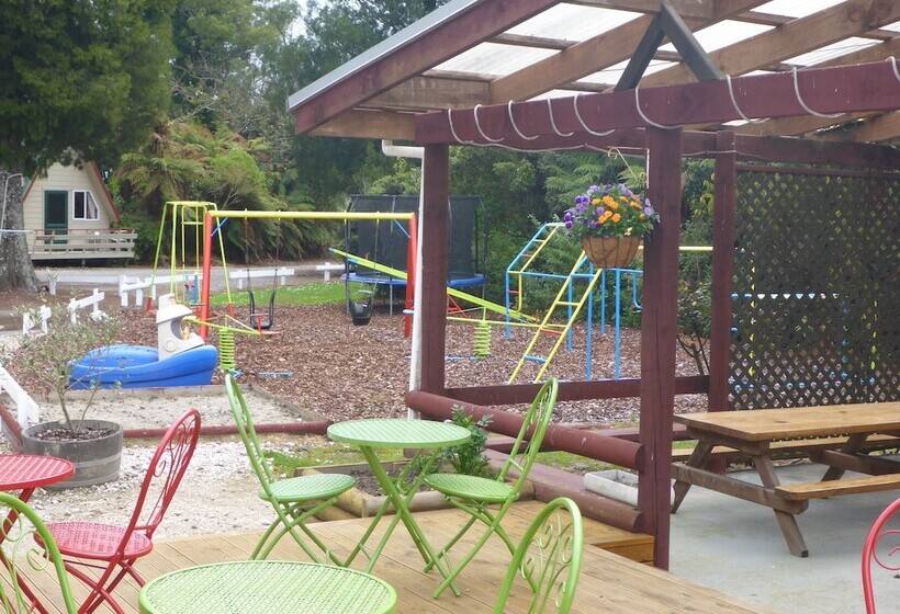 Westport Kiwi Holiday Park & Motels