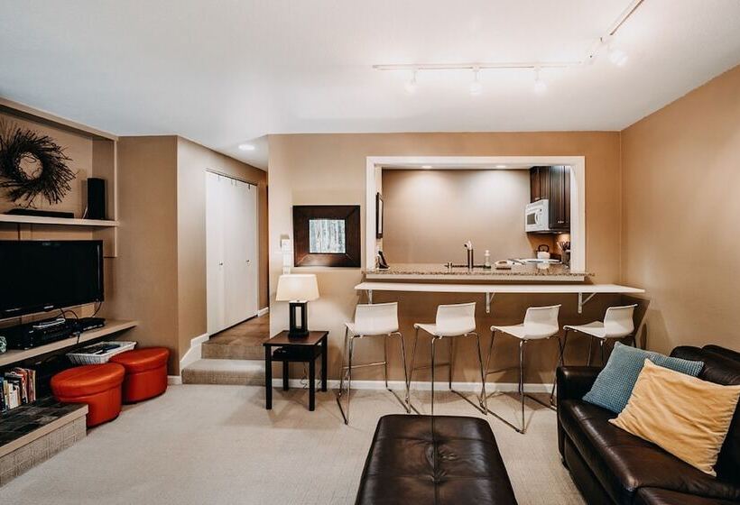 50sw   Wi Fi   Fireplace   W/d   D/w   Sleeps 4