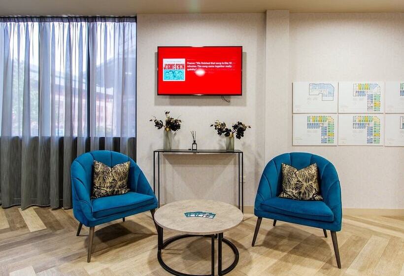 Общежитие Modern Studios   Reading