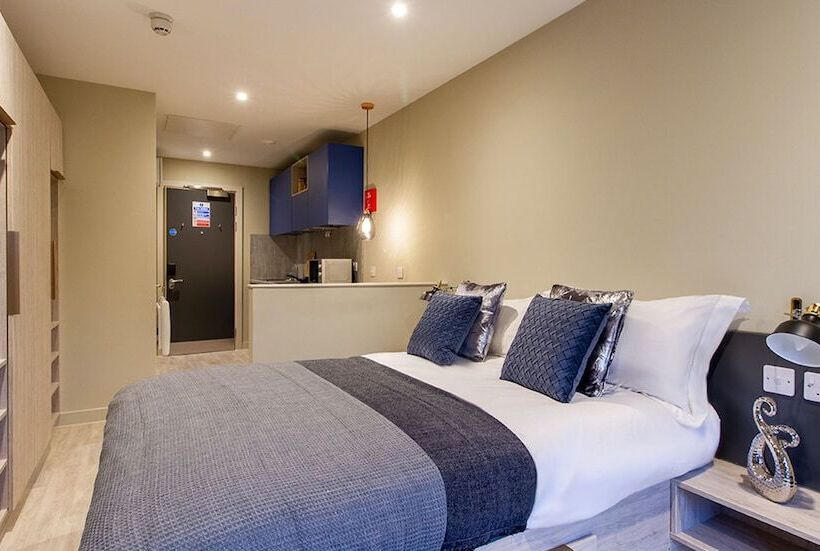 Общежитие Modern Studios   Reading