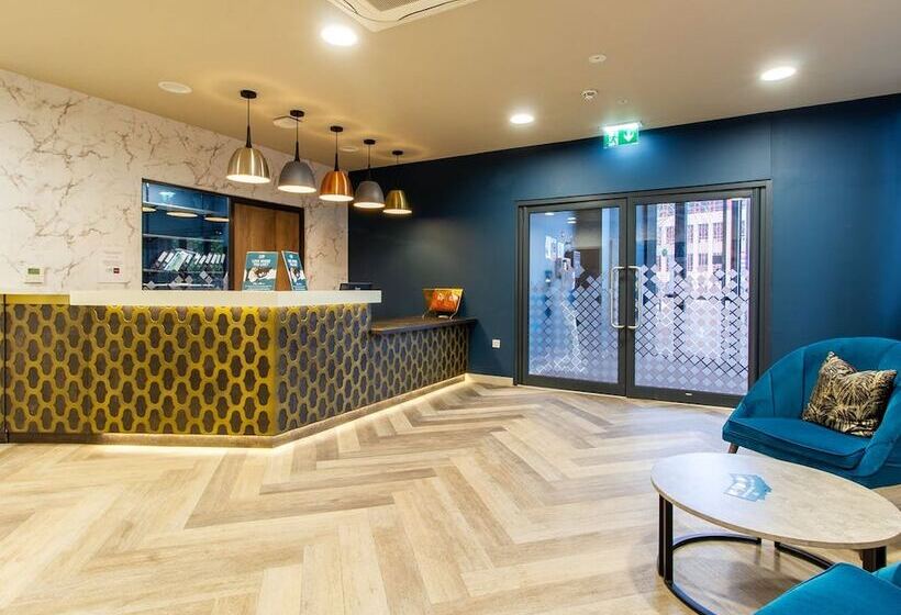 Общежитие Modern Studios   Reading