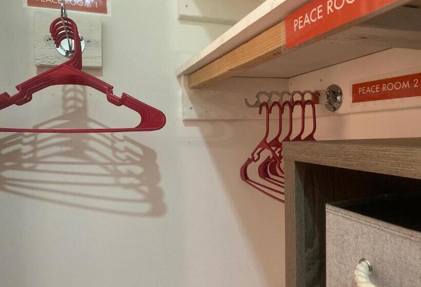 旅馆 Whole Family Barrette